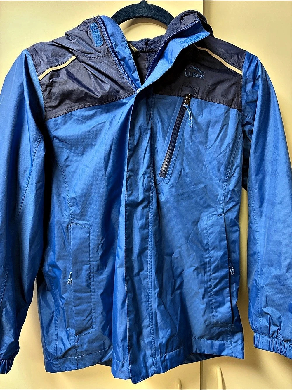 L.L.Bean Boys Blue fleece lined coat size M
